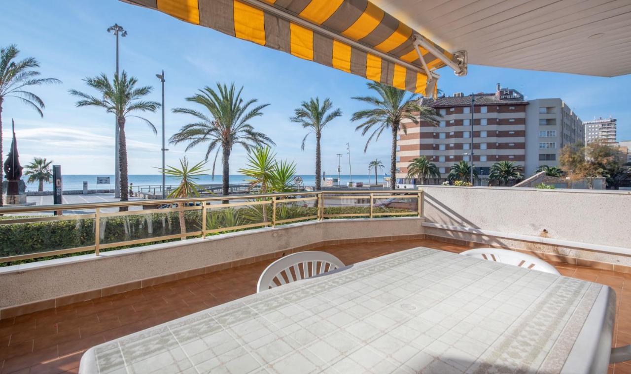 Apartamento R113 Beachfront Romeu